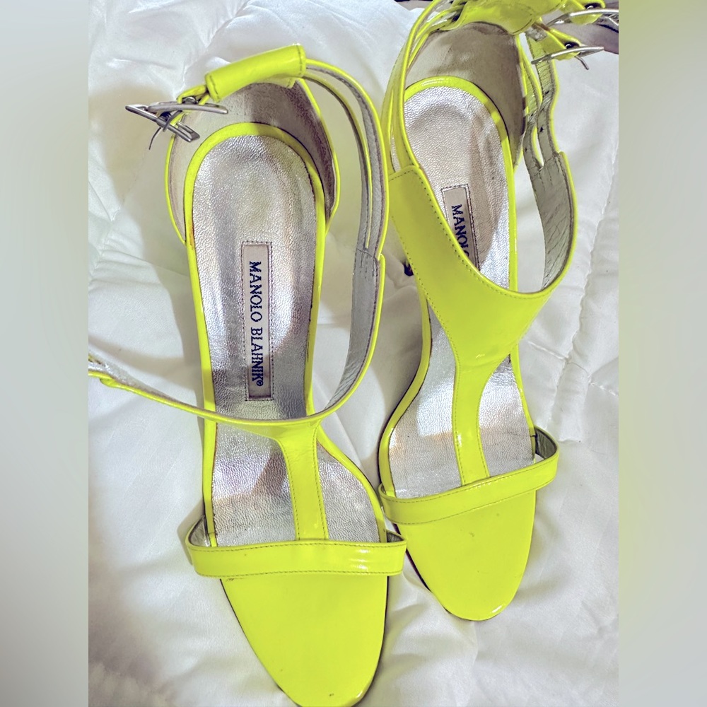 Manolo Blahnik lime green sandal